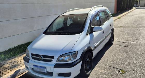 CHEVROLET ZAFIRA 2.0 MPFI COMFORT 8V FLEX 4P MANUAL